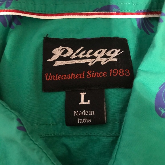 Button down short sleeve shirt - Picture 3 of 3